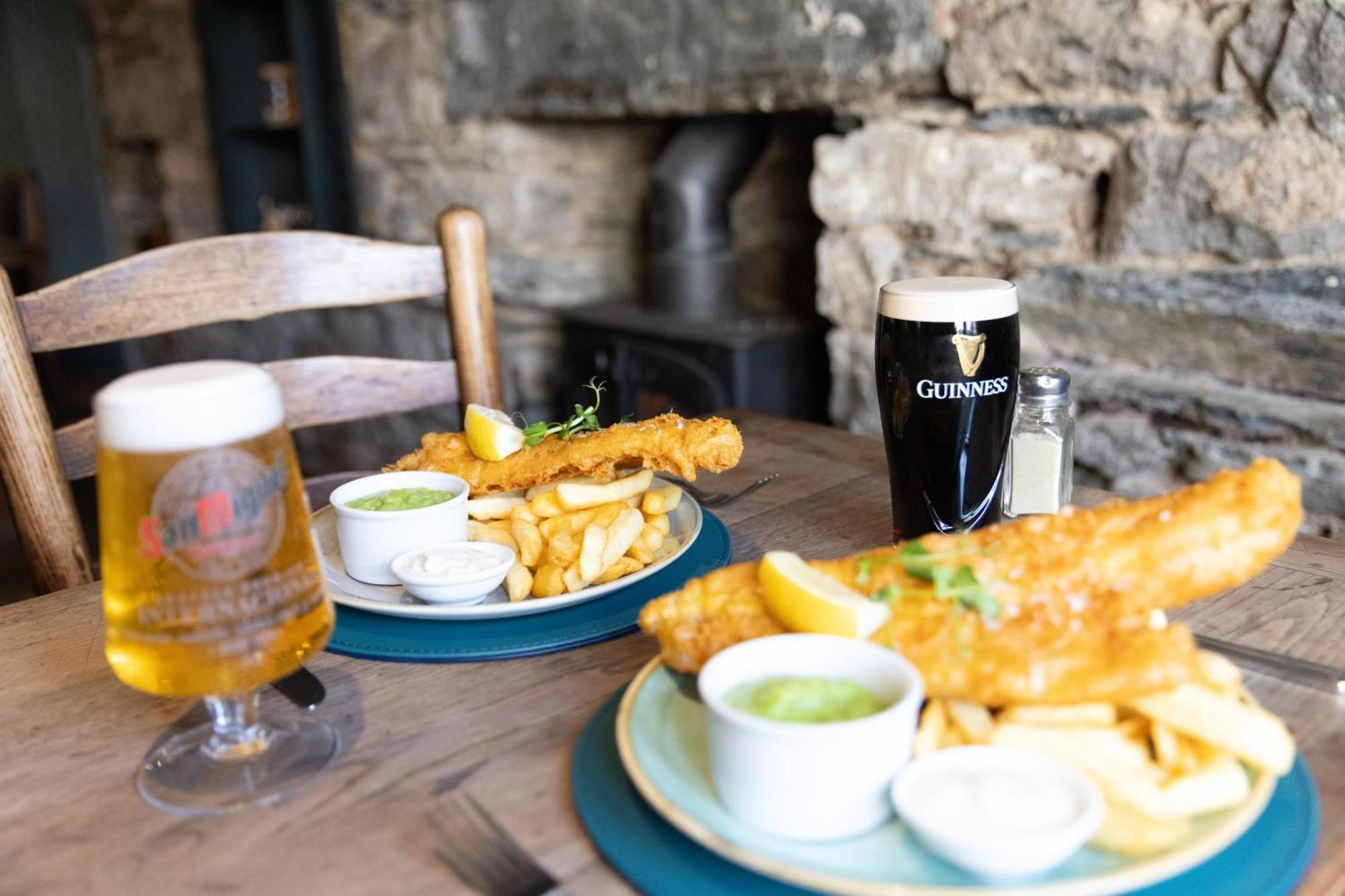 Hotel The Kings Arms Cartmel Zewnętrze zdjęcie